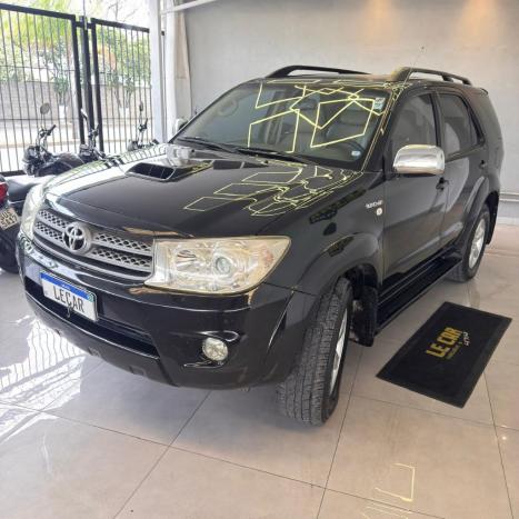 TOYOTA Hilux SW4 3.0 16V 4P SRV 4X4 7 LUGARES TURBO DIESEL AUTOM�TICO, Foto 3