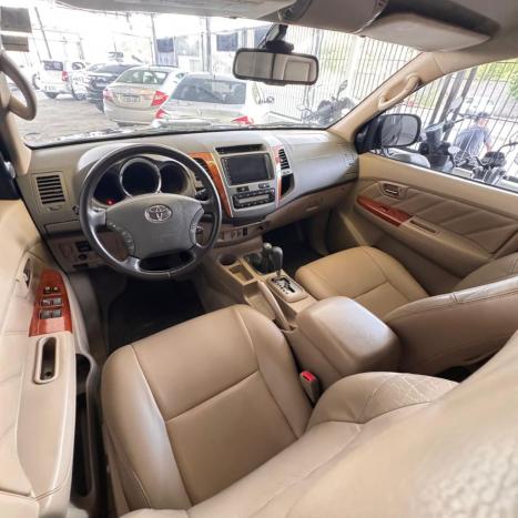TOYOTA Hilux SW4 3.0 16V 4P SRV 4X4 7 LUGARES TURBO DIESEL AUTOM�TICO, Foto 5
