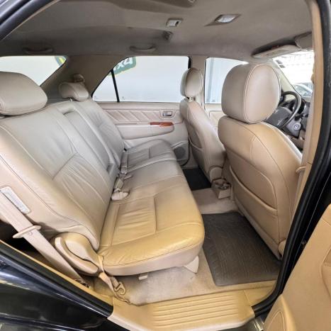 TOYOTA Hilux SW4 3.0 16V 4P SRV 4X4 7 LUGARES TURBO DIESEL AUTOM�TICO, Foto 7