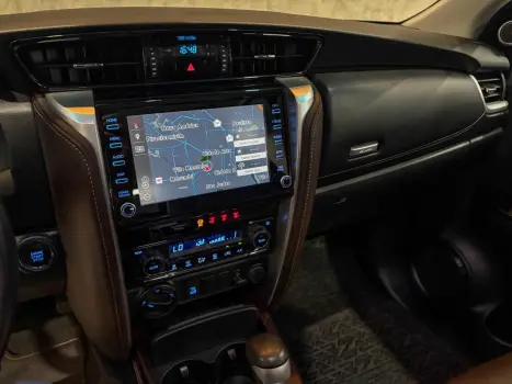 TOYOTA Hilux SW4 , Foto 17