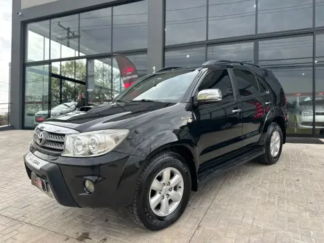 TOYOTA Hilux SW4 , Foto 2