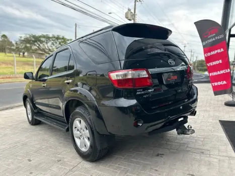 TOYOTA Hilux SW4 , Foto 3