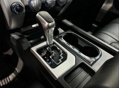 TOYOTA Tundra 5.7 V8 32V 4P 4X4 CABINE DUPLA LIMITED, Foto 13