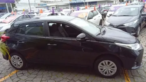 TOYOTA Yaris Hatch 1.5 16V 4P FLEX XL MULTIDRIVE AUTOMTICO CVT, Foto 3