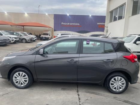 TOYOTA Yaris Hatch 1.5 16V 4P FLEX XL MULTIDRIVE AUTOMTICO CVT, Foto 3