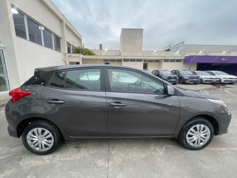 TOYOTA Yaris Hatch 1.5 16V 4P FLEX XL MULTIDRIVE AUTOMTICO CVT, Foto 4