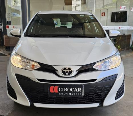 TOYOTA Yaris Hatch 1.5 16V 4P FLEX XL PLUS CONNECT MULTIDRIVE AUTOMTICO CVT, Foto 2