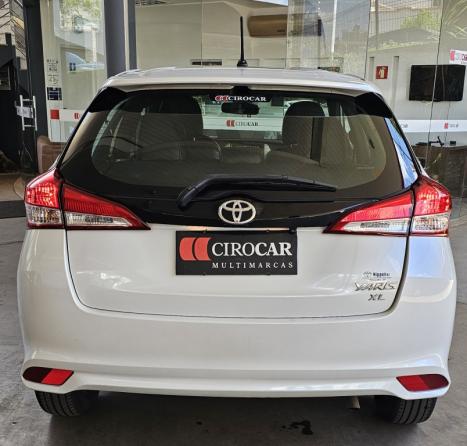 TOYOTA Yaris Hatch 1.5 16V 4P FLEX XL PLUS CONNECT MULTIDRIVE AUTOMTICO CVT, Foto 6