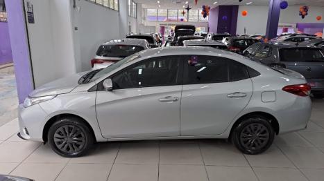 TOYOTA Yaris Hatch 1.5 16V 4P FLEX XL MULTIDRIVE AUTOMTICO CVT, Foto 4
