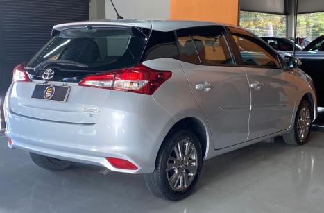 TOYOTA Yaris Hatch 1.3 16V 4P FLEX XL PLUS TECH MULTIDRIVE AUTOMTICO CVT, Foto 3