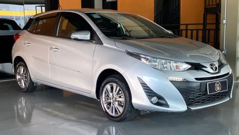 TOYOTA Yaris Hatch 1.3 16V 4P FLEX XL PLUS TECH MULTIDRIVE AUTOMTICO CVT, Foto 4