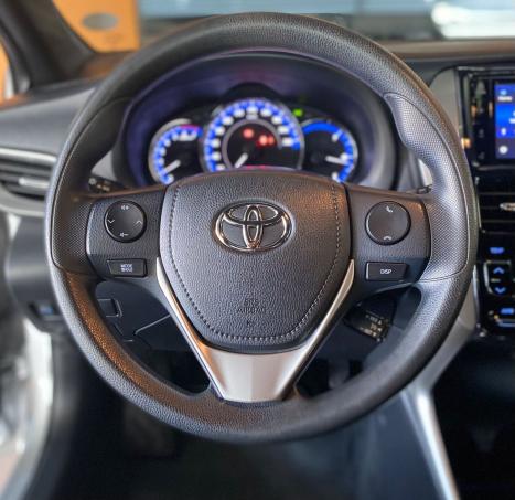 TOYOTA Yaris Hatch 1.3 16V 4P FLEX XL PLUS TECH MULTIDRIVE AUTOMTICO CVT, Foto 9