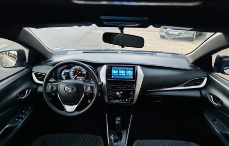 TOYOTA Yaris Hatch 1.5 16V 4P FLEX XL PLUS CONNECT MULTIDRIVE AUTOMTICO CVT, Foto 8