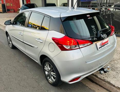 TOYOTA Yaris Hatch 1.5 16V 4P FLEX XL PLUS CONNECT MULTIDRIVE AUTOMTICO CVT, Foto 5