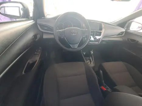 TOYOTA Yaris Hatch 1.5 16V 4P FLEX XL MULTIDRIVE AUTOMTICO CVT, Foto 7