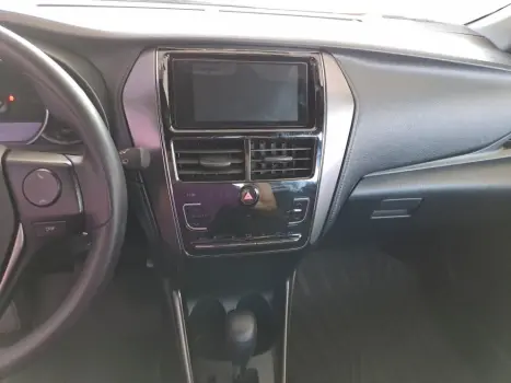 TOYOTA Yaris Hatch 1.5 16V 4P FLEX XL MULTIDRIVE AUTOMTICO CVT, Foto 13