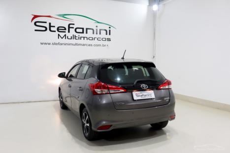 TOYOTA Yaris Hatch 1.5 16V 4P FLEX XS MULTIDRIVE AUTOMTICO CVT, Foto 13