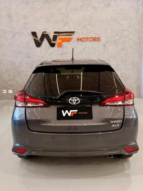 TOYOTA Yaris Hatch 1.5 16V 4P FLEX XLS MULTIDRIVE AUTOMTICO CVT, Foto 3