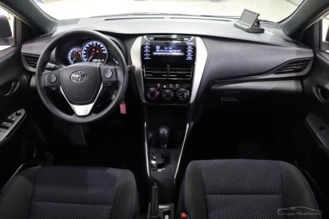 TOYOTA Yaris Hatch 1.3 16V 4P FLEX XL MULTIDRIVE AUTOMTICO CVT, Foto 6