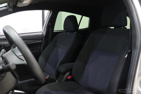 TOYOTA Yaris Hatch 1.3 16V 4P FLEX XL MULTIDRIVE AUTOMTICO CVT, Foto 7