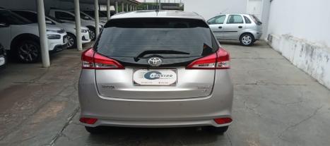 TOYOTA Yaris Hatch 1.3 16V 4P FLEX XL PLUS TECH MULTIDRIVE AUTOMTICO CVT, Foto 5