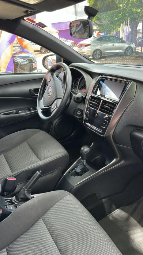 TOYOTA Yaris Hatch 1.3 16V 4P FLEX XL, Foto 7