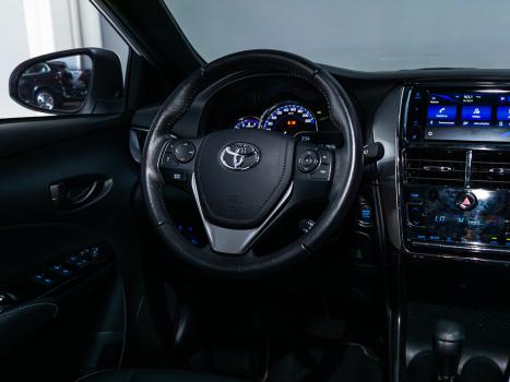 TOYOTA Yaris Hatch 1.5 16V 4P FLEX XLS MULTIDRIVE AUTOM�TICO CVT, Foto 11