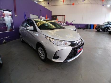TOYOTA Yaris Hatch 1.3 16V 4P FLEX XL, Foto 2