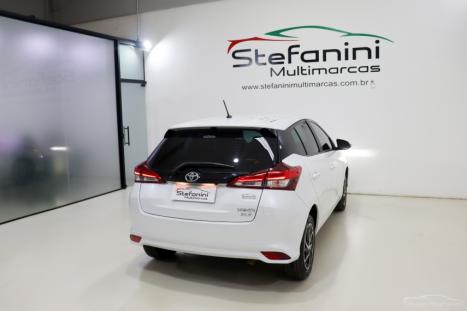 TOYOTA Yaris Hatch 1.5 16V 4P FLEX XLS CONNECT MULTIDRIVE AUTOM�TICO CVT, Foto 12