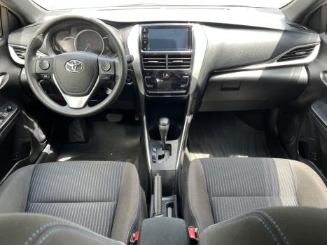 TOYOTA Yaris Hatch 1.5 16V 4P FLEX XL PLUS CONNECT MULTIDRIVE AUTOM�TICO CVT, Foto 10