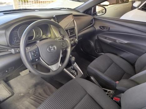 TOYOTA Yaris Hatch 1.3 16V 4P FLEX XL, Foto 10