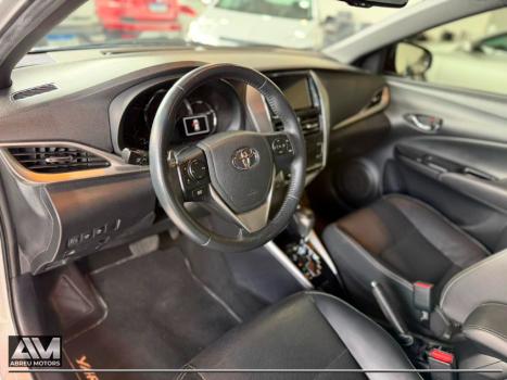 TOYOTA Yaris Hatch 1.5 16V 4P FLEX XLS MULTIDRIVE AUTOM�TICO CVT, Foto 4