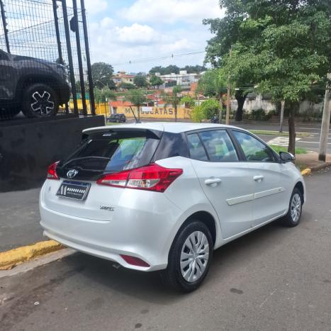 TOYOTA Yaris Hatch 1.5 16V 4P FLEX XL MULTIDRIVE AUTOM�TICO CVT, Foto 6