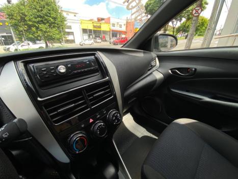 TOYOTA Yaris Hatch 1.3 16V 4P FLEX XL MULTIDRIVE AUTOM�TICO CVT, Foto 16