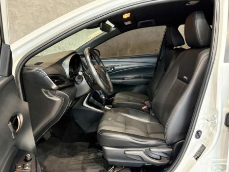 TOYOTA Yaris Hatch 1.5 16V 4P FLEX XS CONNECT MULTIDRIVE AUTOM�TICO CVT, Foto 10