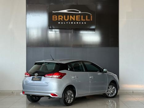 TOYOTA Yaris Hatch 1.3 16V 4P FLEX XL PLUS TECH MULTIDRIVE AUTOM�TICO CVT, Foto 3