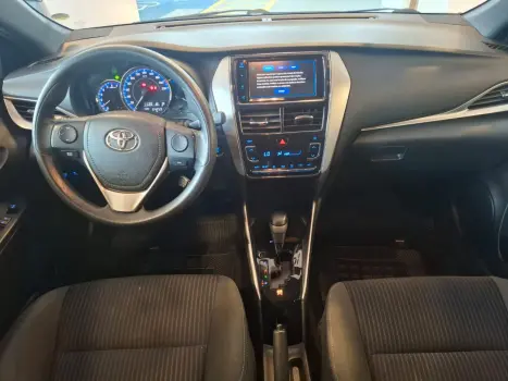 TOYOTA Yaris Hatch 1.3 16V 4P FLEX XL PLUS TECH MULTIDRIVE AUTOM�TICO CVT, Foto 5