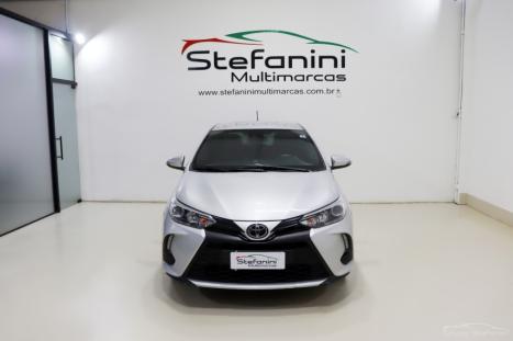 TOYOTA Yaris Hatch 1.5 16V 4P FLEX XS CONNECT MULTIDRIVE AUTOM�TICO CVT, Foto 2