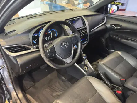 TOYOTA Yaris Hatch 1.5 16V 4P FLEX XLS CONNECT MULTIDRIVE AUTOM�TICO CVT, Foto 4
