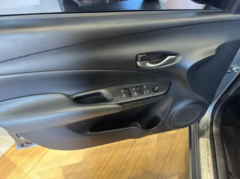 TOYOTA Yaris Hatch 1.5 16V 4P FLEX XLS CONNECT MULTIDRIVE AUTOM�TICO CVT, Foto 7