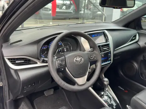 TOYOTA Yaris Hatch 1.5 16V 4P FLEX XLS MULTIDRIVE AUTOM�TICO CVT, Foto 8