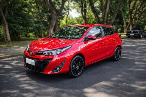 TOYOTA Yaris Hatch 1.3 16V 4P FLEX XL PLUS TECH MULTIDRIVE AUTOM�TICO CVT, Foto 2