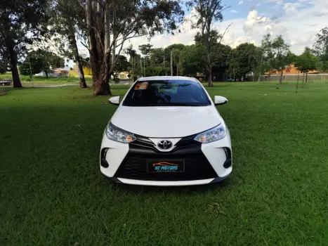 TOYOTA Yaris Hatch 1.5 16V 4P FLEX XL MULTIDRIVE AUTOM�TICO CVT, Foto 3