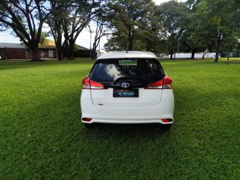 TOYOTA Yaris Hatch 1.5 16V 4P FLEX XL MULTIDRIVE AUTOM�TICO CVT, Foto 7