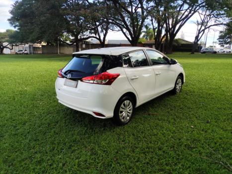 TOYOTA Yaris Hatch 1.5 16V 4P FLEX XL MULTIDRIVE AUTOM�TICO CVT, Foto 8