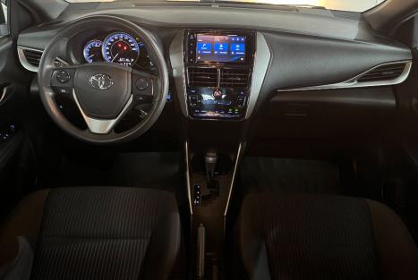 TOYOTA Yaris Hatch 1.5 16V 4P FLEX XL PLUS CONNECT MULTIDRIVE AUTOM�TICO CVT, Foto 9
