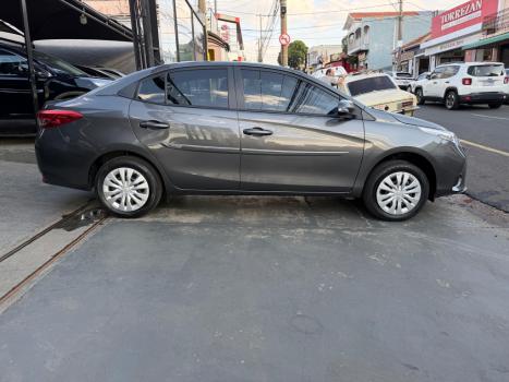 TOYOTA Yaris Hatch 1.5 16V 4P FLEX XL MULTIDRIVE AUTOM�TICO CVT, Foto 5