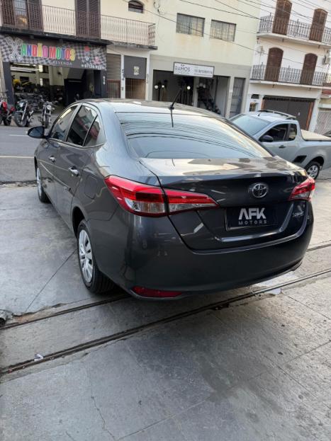 TOYOTA Yaris Hatch 1.5 16V 4P FLEX XL MULTIDRIVE AUTOM�TICO CVT, Foto 6