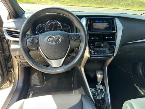 TOYOTA Yaris Hatch 1.5 16V 4P FLEX XLS MULTIDRIVE AUTOM�TICO CVT, Foto 8