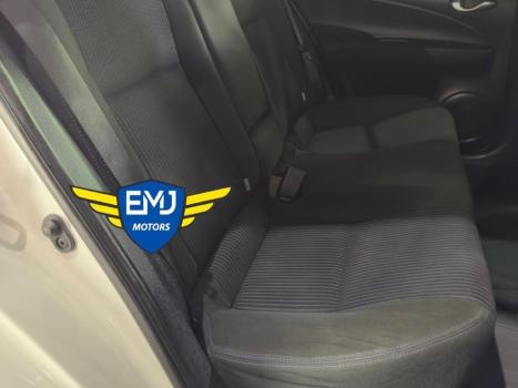 TOYOTA Yaris Hatch 1.3 16V 4P FLEX XL PLUS TECH MULTIDRIVE AUTOM�TICO CVT, Foto 12
